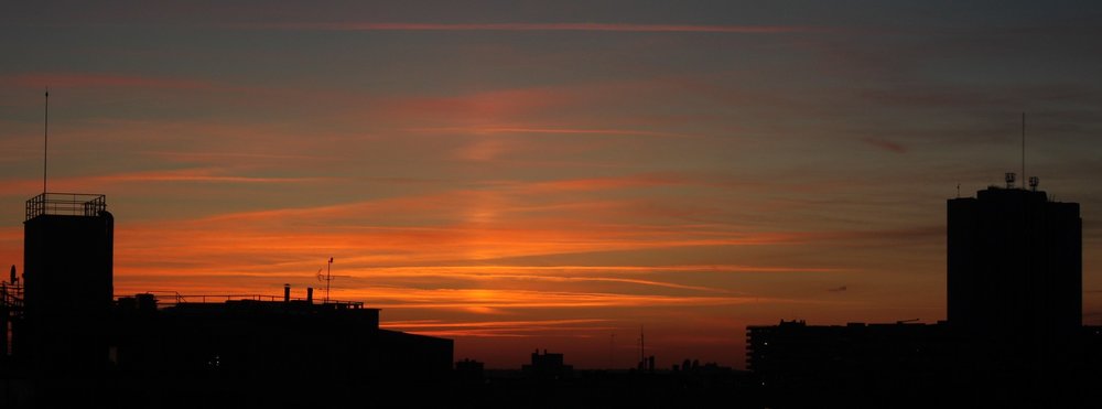Pilier solaire au coucher - Paris - 23 Septembre 2009 (7).JPG