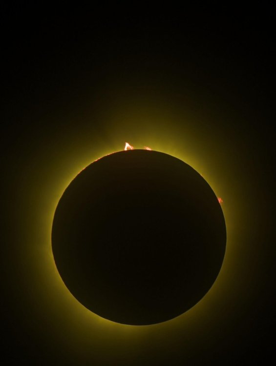 eclipse.thumb.jpeg.b0e7a5779c57d43b335766d29fd662d9.jpeg