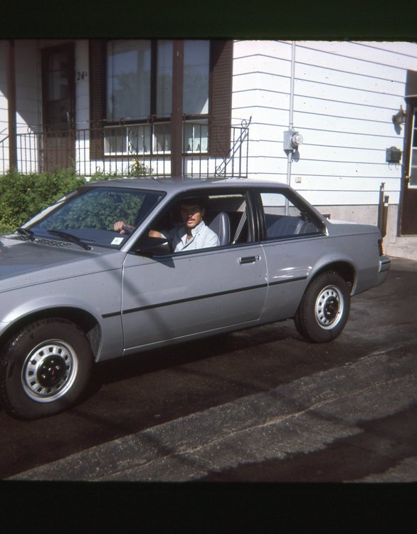 1984 Pontiac J2000 Sunbird-2.jpg